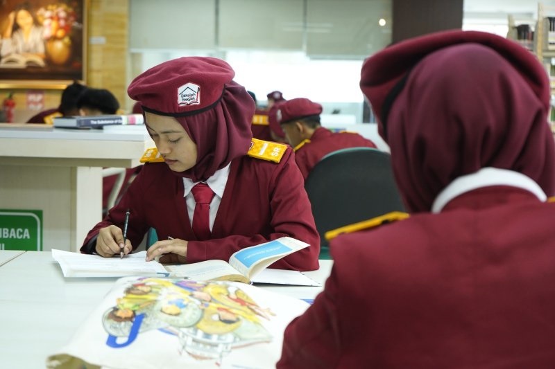 Siswa Kediri berpartisipasi dalam lomba ilmiah