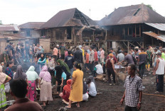 Hanya Abu dan Puing yang Tersisa, Begini Cerita Korban Kebakaran di Desa Sekayun Mudik Bang Haji