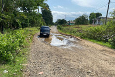 Jalan Taba Lagan–Lagan Bungin Berubah Jadi ‘Kolam, Warga Keluhkan Akses Rusak