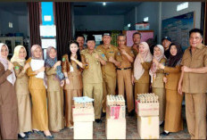 Puluhan Janda di Bengkulu Tengah Terima Bantuan Sembako