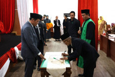 Resmi Jabat Anggota DPRD Bengkulu Tengah, Ahmad Sarkowi Prioritaskan Infrastruktur dan Aspirasi Warga