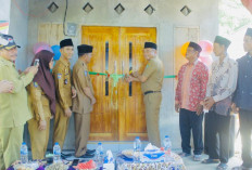 Dihadiri Sekda Rachmat Riyanto, 4 Unit Rumah Program BSPS Diserahterimakan ke Warga