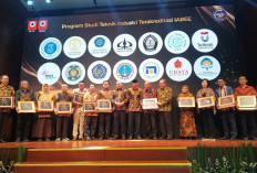 Menteri Airlangga Hartarto Terima Penghargaan Minister Lifetime Achievement Awards