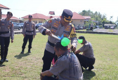 Selamat! 13 Personel Polres Bengkulu Tengah Dapat Hadiah Kenaikan Pangkat 