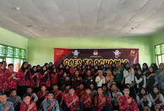 Tingkatkan Partisipasi Pemilih Pemula, KPU Goes To SMAN 5 Bengkulu Tengah