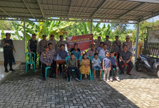 Pastikan Pelaksanaan Ibadah Kondusif, Kapolres Bengkulu Tengah Sambangi Gereja di Wilayah Pondok Kelapa