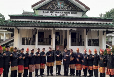 Pejabat Ramai-Ramai Pergi ke Jambi, Honorer Gigit Jari, Tunjangan Piket dan Uang Makan Tidak Cair