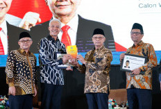 Ganjar & Mahfud Hadiri Dialog Muhammadiyah, Dipuji Pak Haedar, Dicandai Mas Mu’ti