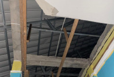 Plafon Kelas Rusak, SDN 42 Benteng Harapkan Bantuan Perbaikan