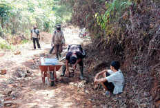 Masyarakat Lagan Bungin Lakukan Gotong-Royong Bangun Jalan Menuju Perkebunan