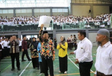 Gegap Gempita Penyerahan SK PPPK Paruh Waktu, SK dan SPMT Bisa Diunduh melalui SIMPEG