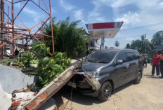 Tembok SPBU Kembang Seri Bengkulu Tengah Ambruk, Mobil Avanza Tertimpa dan Pengemudi Terluka 