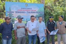 Jalan Rusak Bertahun-tahun di Merigi Sakti dan Bang Haji Akhirnya Dibangun Hotmix, Panjangnya 7,7 Km