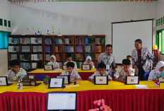 Puluhan Siswa SMPN 25 Jalani TKA, Kepala Sekolah Optimistis Raih Nilai Tinggi