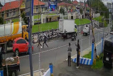 Ipda Zilpi Rekam Detik-Detik Pengendara Motor Acungkan Sajam Saat Operasi Patuh Nala