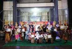 Cosplayer Ramaikan Grand Final Duta Kreator Bengkulu Tengah, Bupati Rachmat Beri Apresiasi