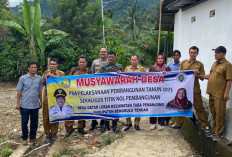 Pemdes Datar Lebar Salurkan BLT DD untuk 24 KPM dan Mulai Dua Item Pembangunan 