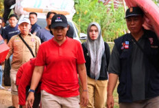 Bantuan Sembako dan Kebutuhan Pokok Disalurkan ke Warga Terdampak Banjir di Desa Talang Empat