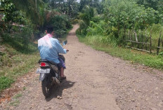 Sudah 6 Tahun Rusak, Jalanan di Desa Satu Ini Bahayakan Keselamatan Pengendara