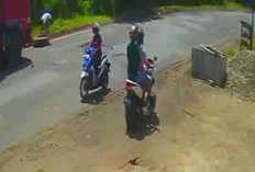 Aksi Dugaan Pencurian Motor di Pondok Kelapa Terekam Jelas CCTV Warga, Begini Ciri-Ciri Pelaku