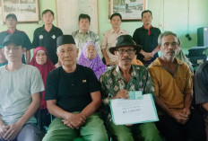 BLT Dana Desa Disalurkan ke 11 KPM di Renah Lebar, Total Rp1,8 Juta per Penerima