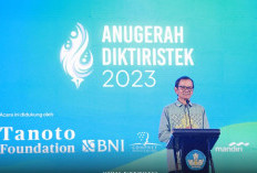 Kemendikbudristek Bagikan 500 Penghargaan di Malam Anugerah Diktiristek 2023