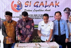 Inovasi Terbaru, Penyerahan Akta Kelahiran dan KIA di Bengkulu Tengah Saat Ini Melalui Aplikasi Si Galak 