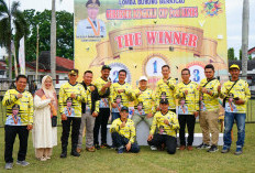 Di Halaman Balai Raya Semarak, Penghobi Burung Berkicau Ikut Lomba Burung Berkicau Piala Gubernur