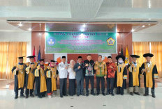 Selamat! Apileslipi Raih Gelar Doktor, Sidang Promosi Dihadiri Kepala OPD, Kajari dan Bupati Bengkulu Tengah