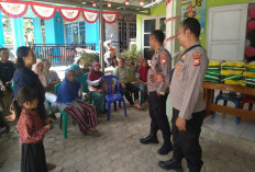Program Beras Murah Polres Benteng Disambut Antusias Warga Desa Air Putih