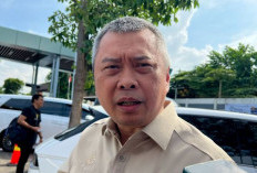 Menhub Dudy Pantau Persiapan Mudik di Merak, Perhatikan Lonjakan Pemudik Sejak Awal