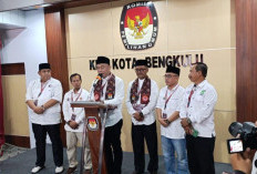 Deklarasi di Tugu Pers, Bakal Paslon Walikota-Wakil Walikota Bengkulu Dani-Sukatno Resmi Mendaftar ke KPU 