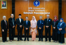 Gubernur Rohidin Jadi Penguji Sidang Promosi Terbuka Program Doktor di IPB