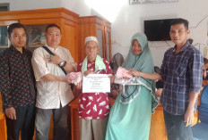 Hore, 37 KPM Desa Talang Boseng Terima BLT Tahap Kedua