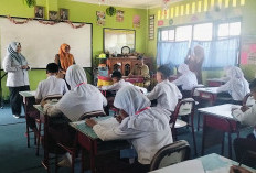 Kabid Pembinaan SD Pastikan Pelaksanaan ASAJ di SDN 1 Bengkulu Tengah Sesuai Prosedur