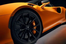 Di Tengah Jalan Sunyi, McLaren Memilih Tetap Berisik dengan Mesin V8