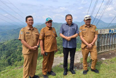Ajak Sejumlah Kepala OPD Tinjau Jalan Susup-Ujan Mas, Ini Rencana Besar Bupati Rachmat