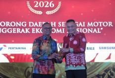 Dedikasikan Penghargaan untuk Masyarakat Bengkulu Tengah, Bupati Rachmat: Kado Istimewa HUT ke-18