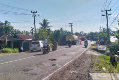 Perbaikan Jembatan Sungai Lemau Pondok Kelapa Masih Berlangsung, Arus Lalu Lintas Masih Terpantau Lancar