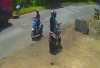 Aksi Dugaan Pencurian Motor di Pondok Kelapa Terekam Jelas CCTV Warga, Begini Ciri-Ciri Pelaku